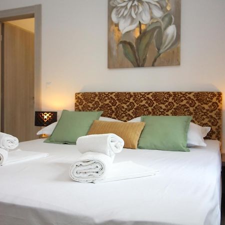 Villa Beachfront Sea Palace Kaštela Extérieur photo